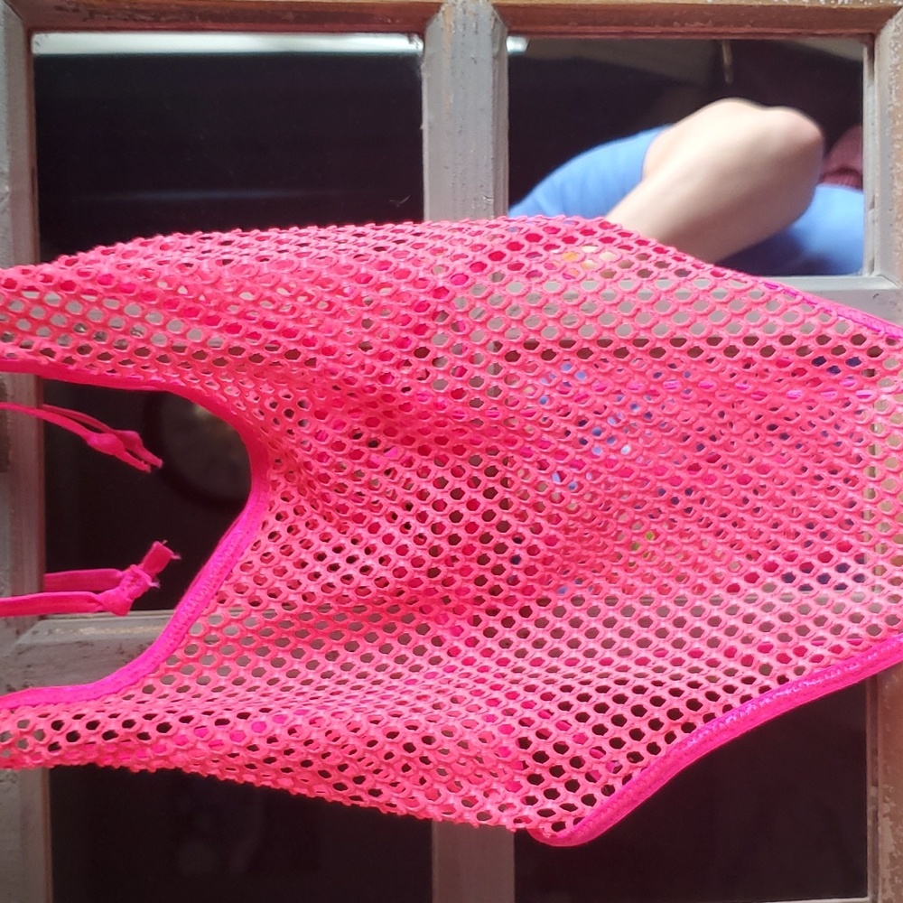 Hot pink mesh exotic wear/body suit thong. Size Medium - Picture 3 of 5